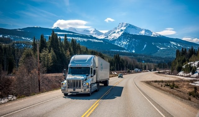 5-products-long-haul-truckers-should-have-the-truckers-network